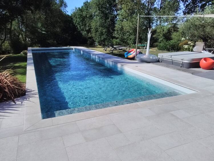 Piscine Laroche - piscine de 15 par 4 nort sur erdre